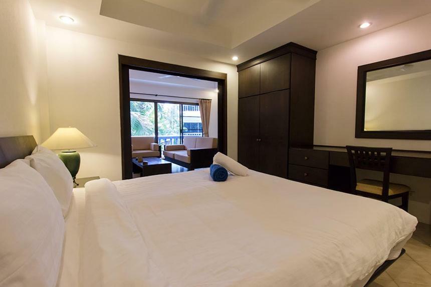 The Club Residence Kamala Beach Esterno foto