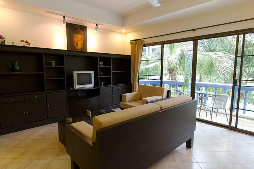 The Club Residence Kamala Beach Esterno foto